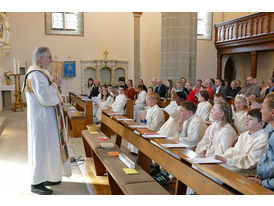 Dankgottesdienst der Kommunionkinder (© Karl-Franz Thiede)